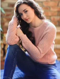 Elite escort service in Umarpada for home and hotel visits